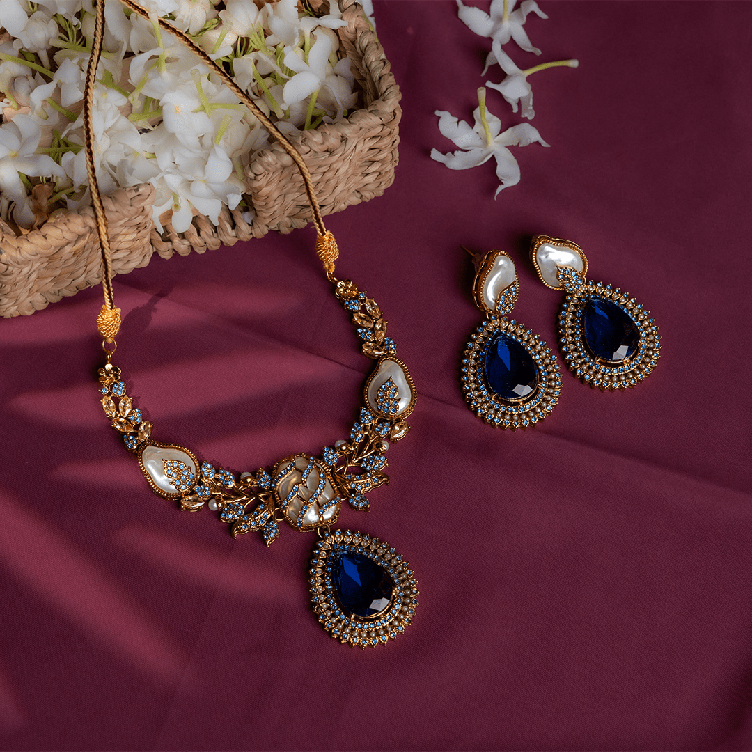 Sapphire Muse Necklace Set