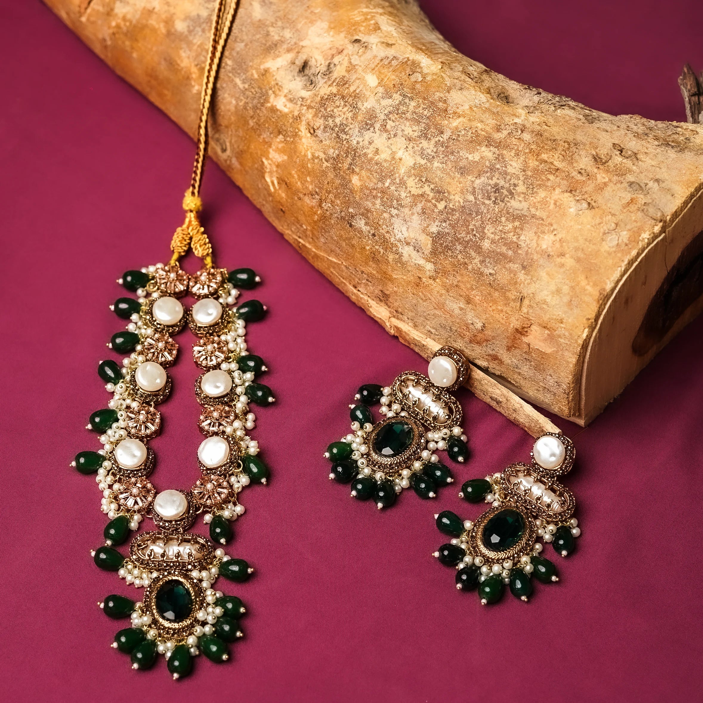 Imperial Grace Necklace Set