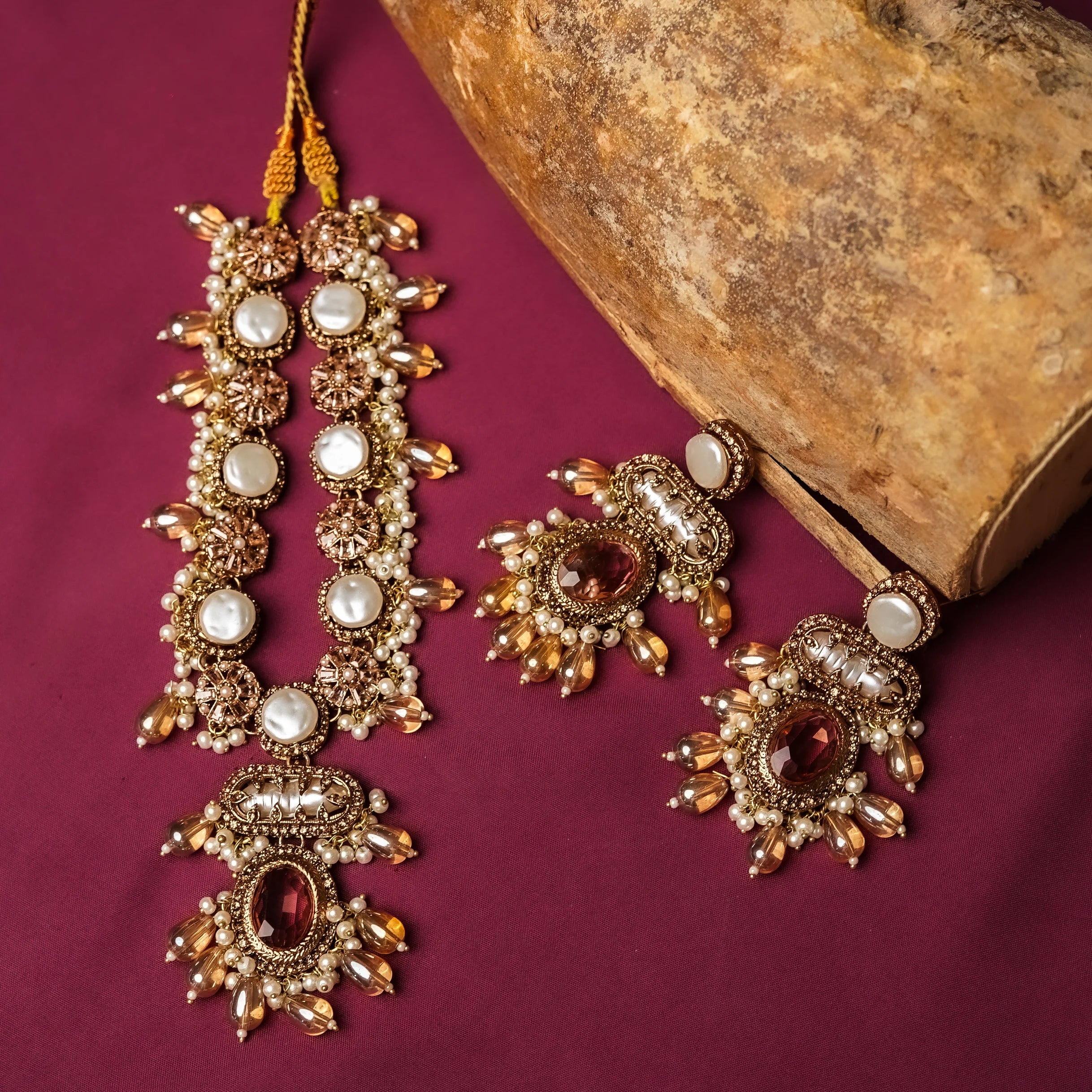 Imperial Grace Necklace Set