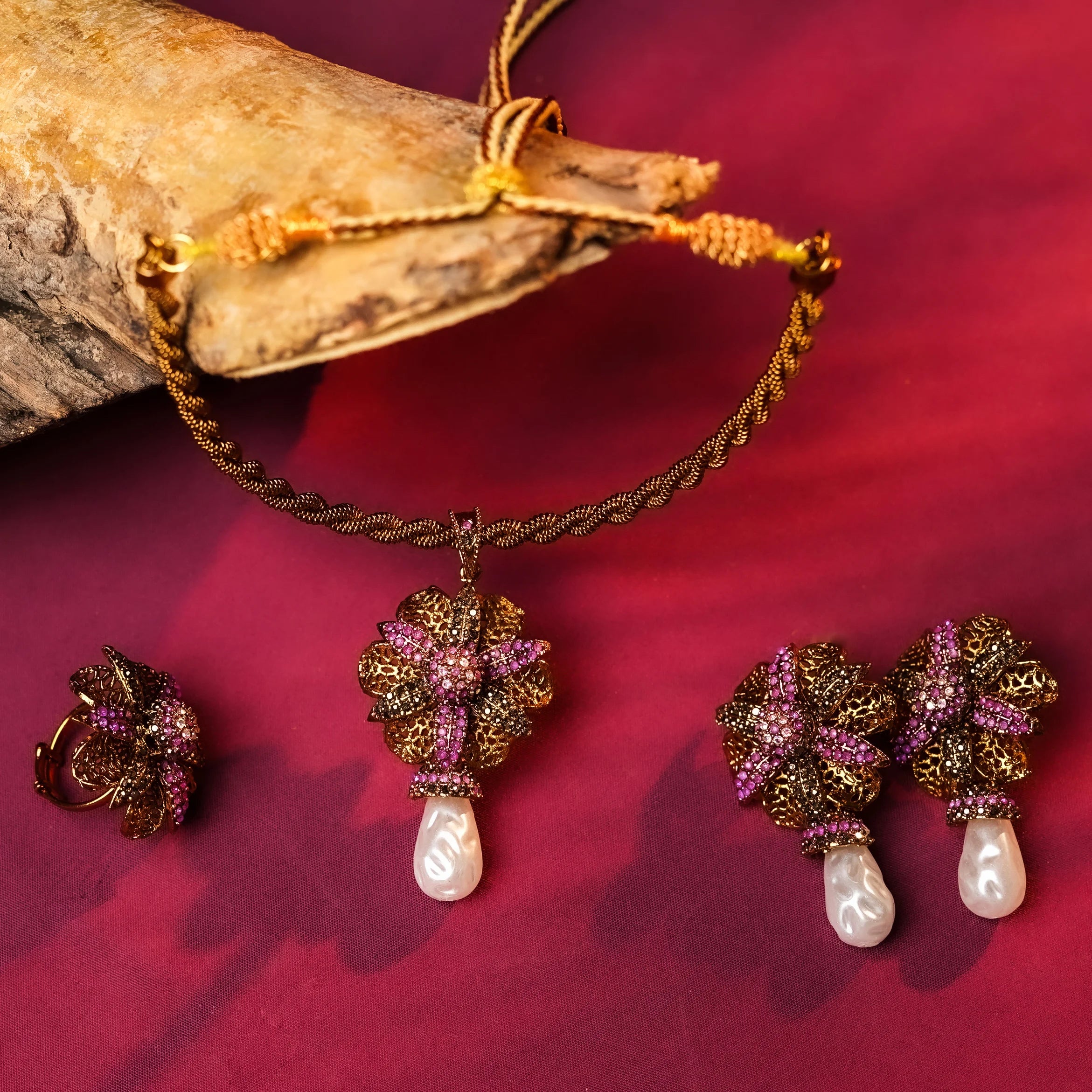 Eternal Blossom Necklace Set