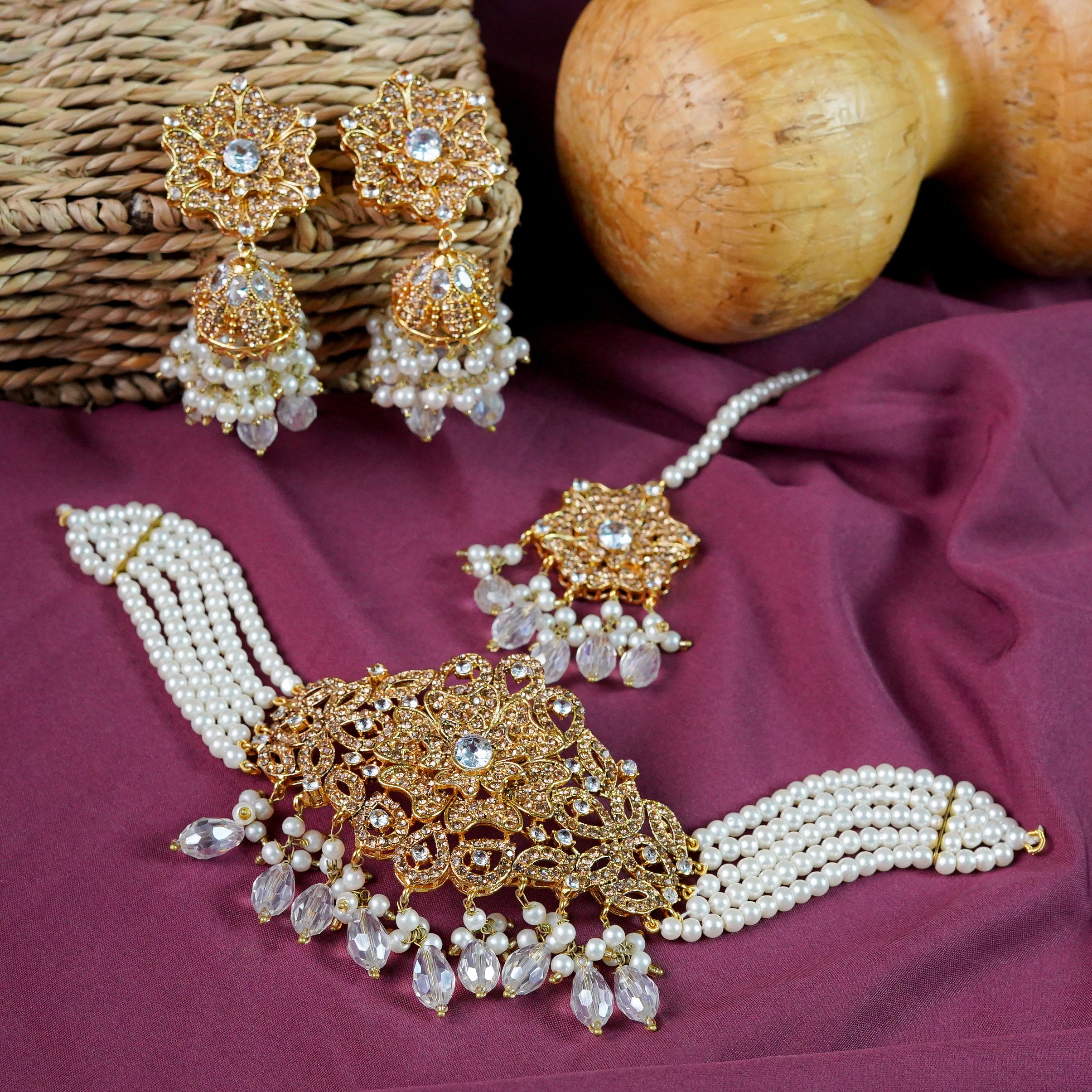 Royale Blossom Choker Set