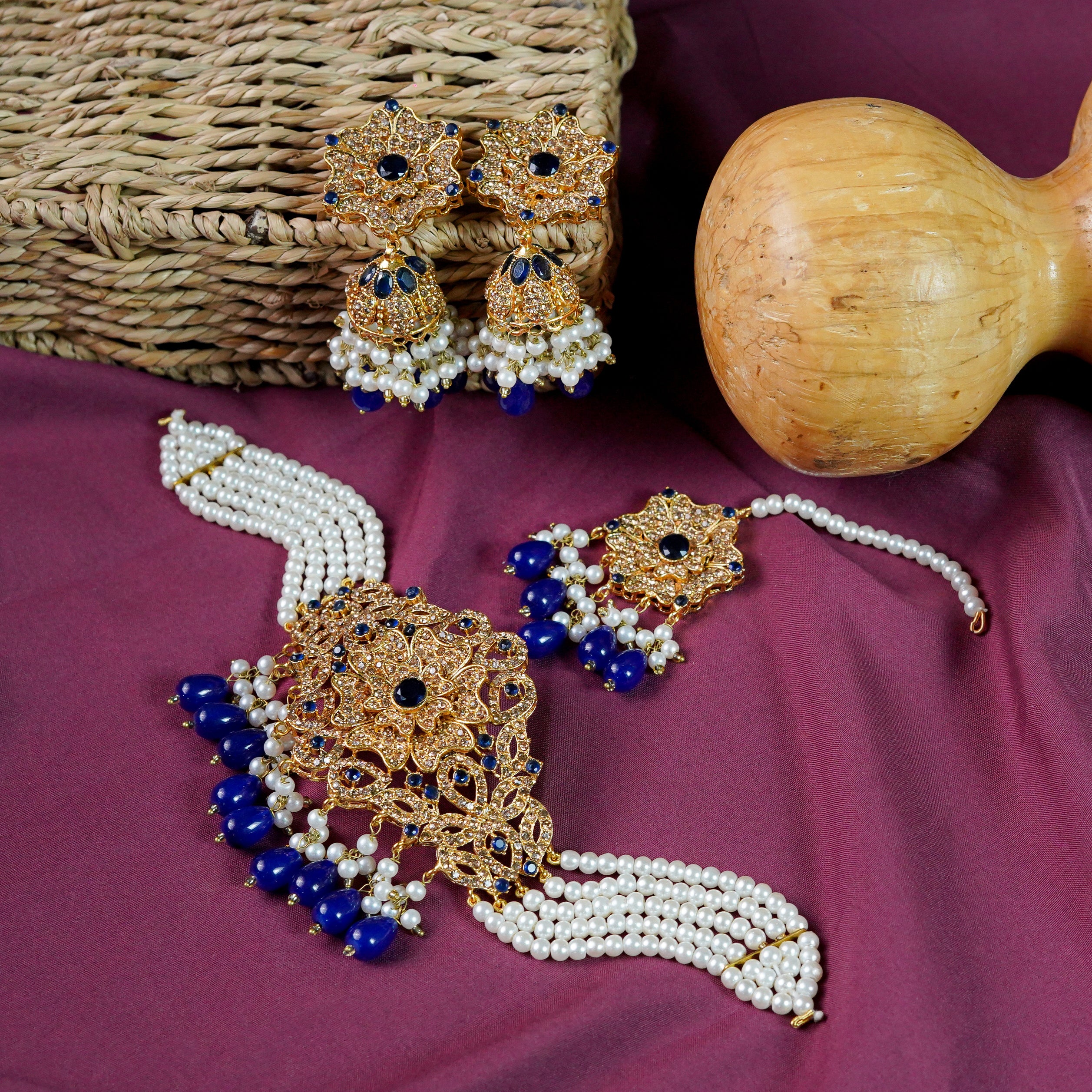 Royale Blossom Choker Set